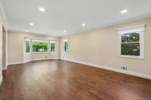 10 Berkshire Dr, New City, NY 10956 - Photo 5