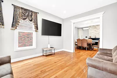 240 S 10th Avenue, Mount Vernon, NY 10550 - Photo 19