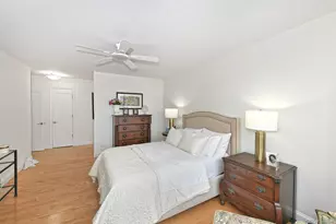 269-10 Grand Central Pkwy, Floral Park, NY 11005 - Photo 27