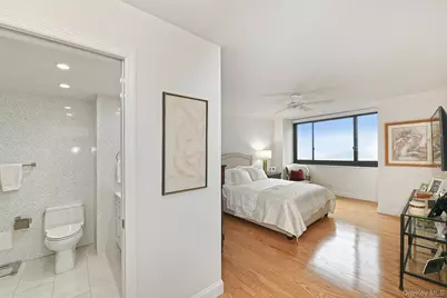 269-10 Grand Central Parkway #15L, Floral Park, NY 11005 - Photo 29