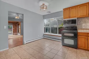 99 Wexford Dr, Oakdale, NY 11769 - Photo 5