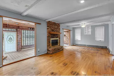 99 Wexford Drive, Oakdale, NY 11769 - Photo 7