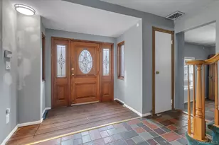 99 Wexford Dr, Oakdale, NY 11769 - Photo 3