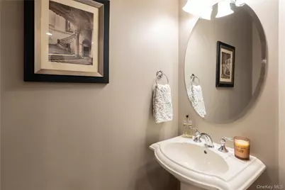 126 Hudson Pointe Drive, Poughkeepsie, NY 12601 - Photo 11