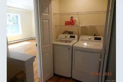 230 Expressway Drive N, Medford, NY 11763 - Photo 17