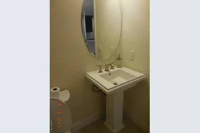 230 Expressway Drive N, Medford, NY 11763 - Photo 13