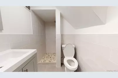 67-12 Juno Street #1, Forest Hills, NY 11375 - Photo 25