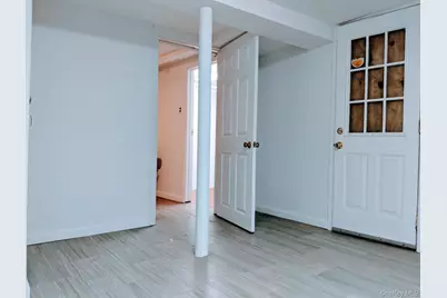 7037 72nd Place, Glendale, NY 11385 - Photo 9