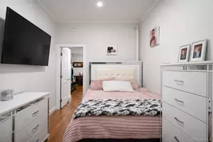 70-37 72nd Pl, Glendale, NY 11385 - Photo 15