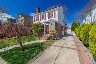 107 Acorn Wy, Malverne, NY 11565 - Photo 3