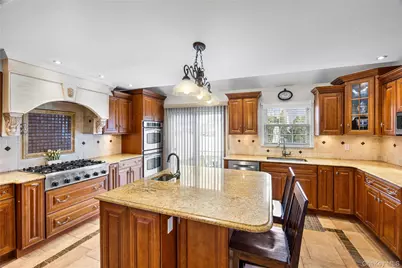 42 Irving Avenue, North Babylon, NY 11703 - Photo 9