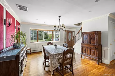 42 Irving Avenue, North Babylon, NY 11703 - Photo 7