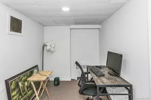 59 Jamaica Ave, Plainview, NY 11803 - Photo 21