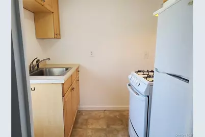 40 Amity Street, Patchogue, NY 11772 - Photo 7