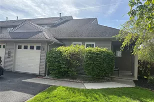 131 Elmcrest Dr, Fishkill, NY 12524 - Photo 3