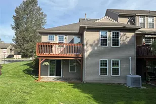 131 Elmcrest Dr, Fishkill, NY 12524 - Photo 29