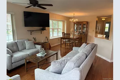 131 Elmcrest Drive, Fishkill, NY 12524 - Photo 13