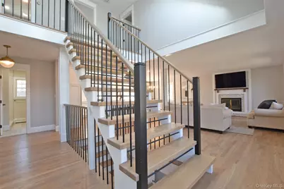 102 Longfellow Lane, Port Jefferson, NY 11777 - Photo 17