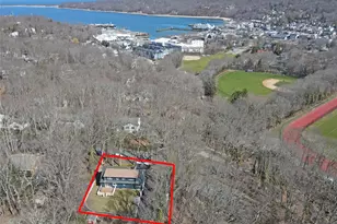 102 Longfellow Ln, Port Jefferson, NY 11777 - Photo 5