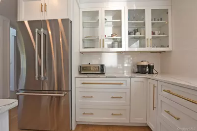 102 Longfellow Lane, Port Jefferson, NY 11777 - Photo 13