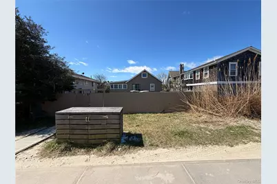 9 Seneca Street, Ocean Beach, NY 11706 - Photo 1