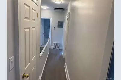 675 E 230th Street, Bronx, NY 10466 - Photo 5