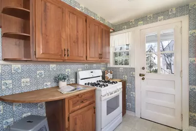 22 Burkewood Road, Mount Vernon, NY 10552 - Photo 11