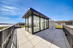 100 Garvies Point Rd, Glen Cove, NY 11542 - Photo 27