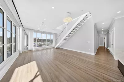 100 Garvies Point Road #1304, Glen Cove, NY 11542 - Photo 11