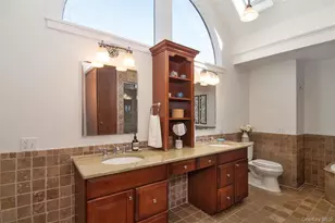 153 Fieldpoint Dr, Irvington, NY 10533 - Photo 19