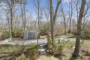 4 Columbine Ave S, Hampton Bays, NY 11946 - Photo 41