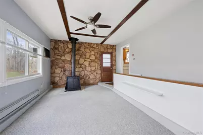 4 Columbine Avenue S, Hampton Bays, NY 11946 - Photo 21