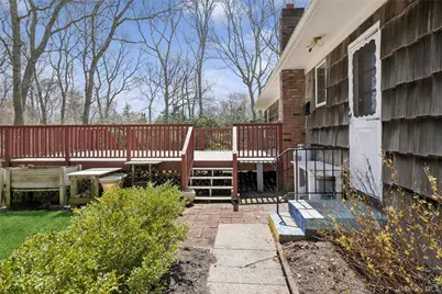 4 Columbine Avenue S, Hampton Bays, NY 11946 - Photo 41