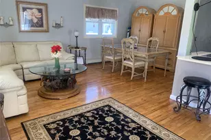 159 Parkwood Dr, Shirley, NY 11967 - Photo 5