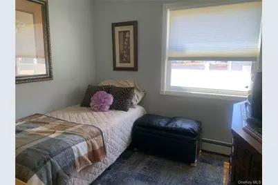 159 Parkwood Drive, Shirley, NY 11967 - Photo 11