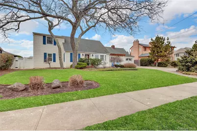 197 Blackheath Road, Long Beach, NY 11561 - Photo 3