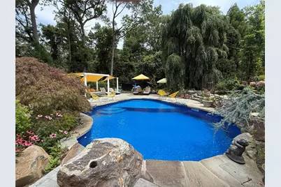 31 W Meadow Road, Setauket, NY 11733 - Photo 23