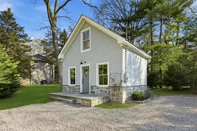 31 W Meadow Road, Setauket, NY 11733 - Photo 17