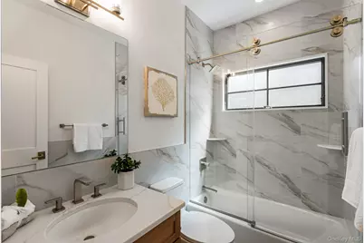 33 3rd Street, Manhasset, NY 11030 - Photo 11