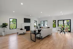33 3rd St, Manhasset, NY 11030 - Photo 7