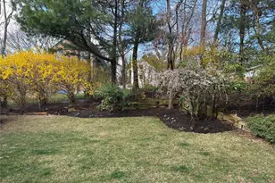 40 Clubhouse Dr, Rocky Point, NY 11778 - Photo 21