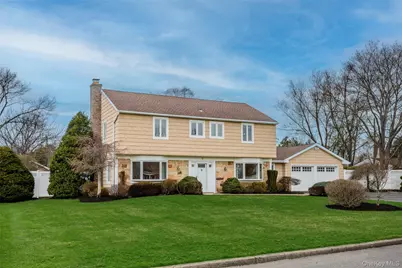 9 Bowen Place, Stony Brook, NY 11790 - Photo 3