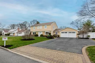 9 Bowen Pl, Stony Brook, NY 11790 - Photo 5