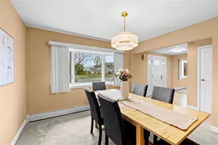 9 Bowen Pl, Stony Brook, NY 11790 - Photo 9