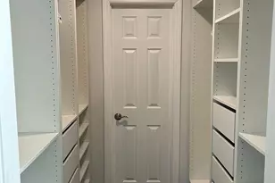 360 Woodside Ave, Bellport, NY 11713 - Photo 17