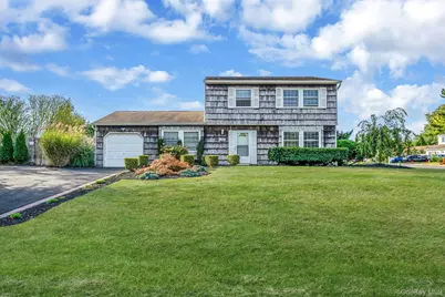 360 Woodside Avenue, Bellport, NY 11713 - Photo 1