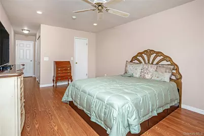 762 Birchwood Park Drive, Middle Island, NY 11953 - Photo 11