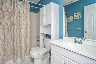 762 Birchwood Park Drive, Middle Island, NY 11953 - Photo 15