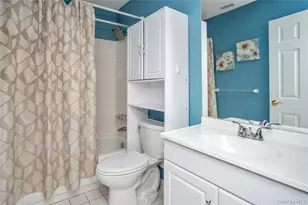 762 Birchwood Park Dr, Middle Island, NY 11953 - Photo 15