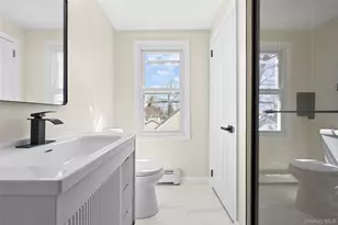 65 Mt Joy Ave, Freeport, NY 11520 - Photo 21